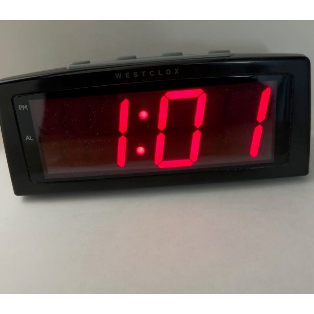 Westclox Large Display Dimmable Alarm Clock Model 49824